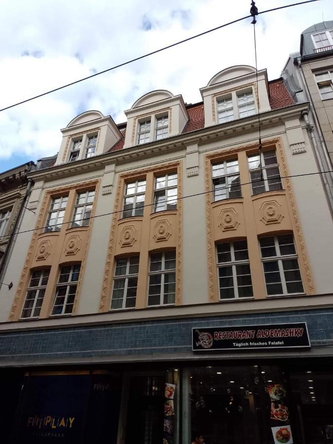 Piano Apartment In Halle Center - Netflix - Free Wifi 1 Eksteriør billede